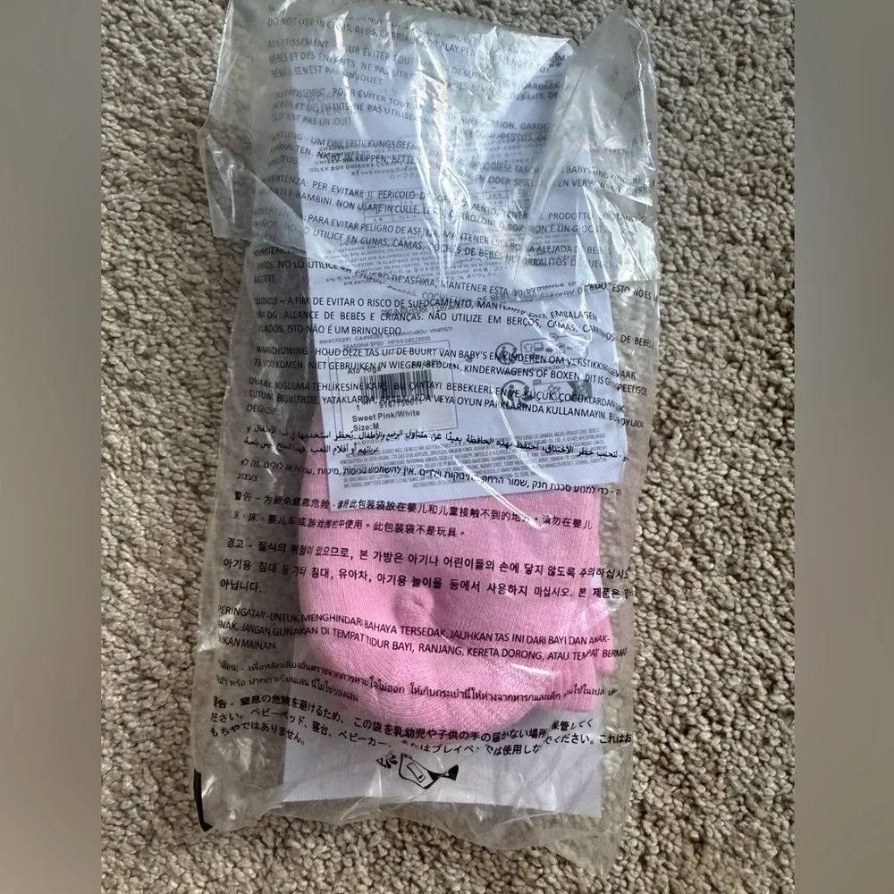 NWT Alo Half Crew Socks - Picture 3 of 3